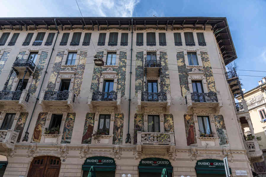 Italia - Milán 155 - Casa Galimberti.jpg